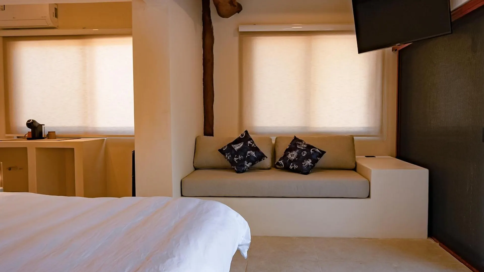****  Beach Front Hotel Boutique Dk House Isla Holbox Mexico