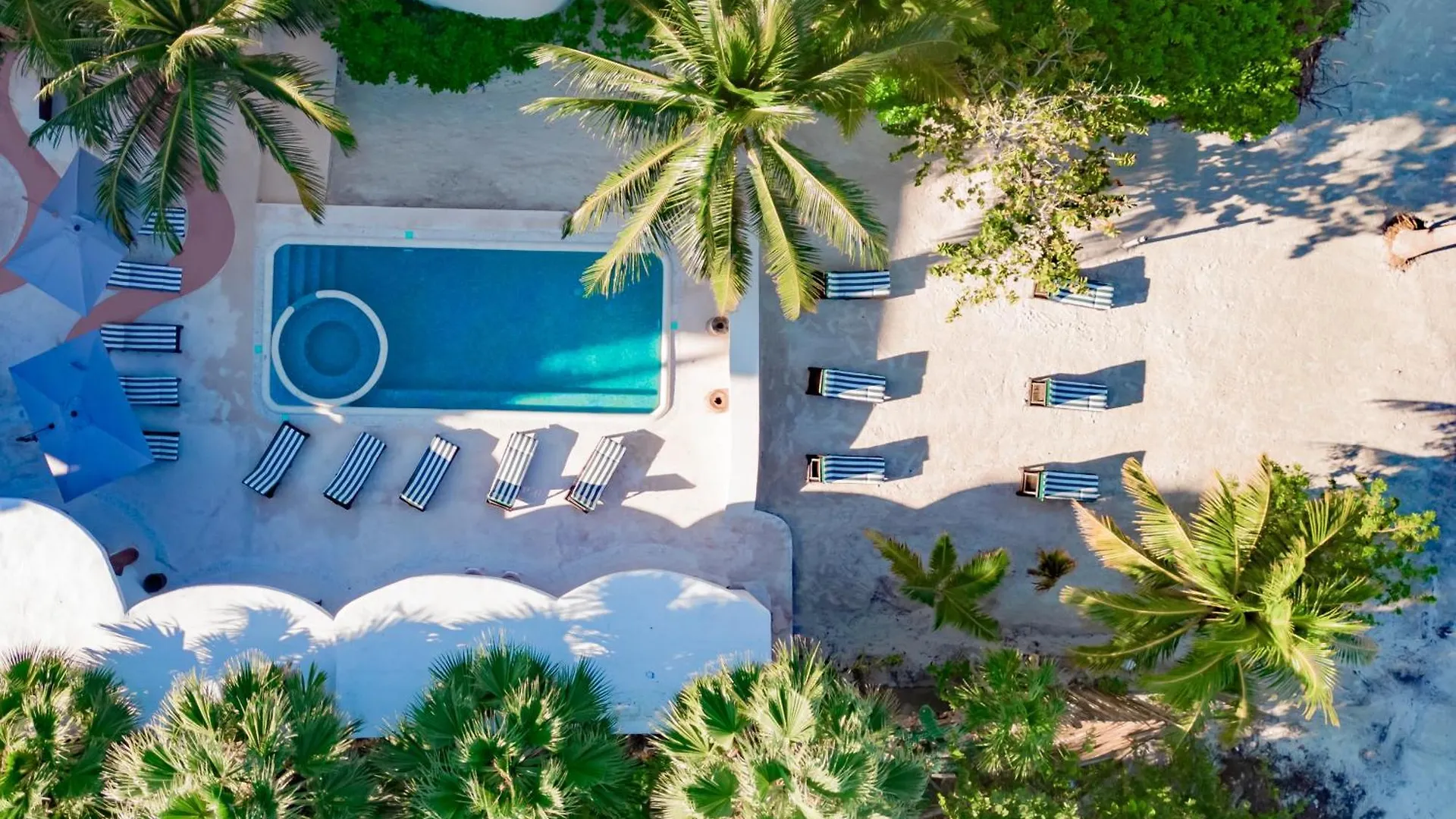 Beach Front Hotel Boutique Dk House Isla Holbox
