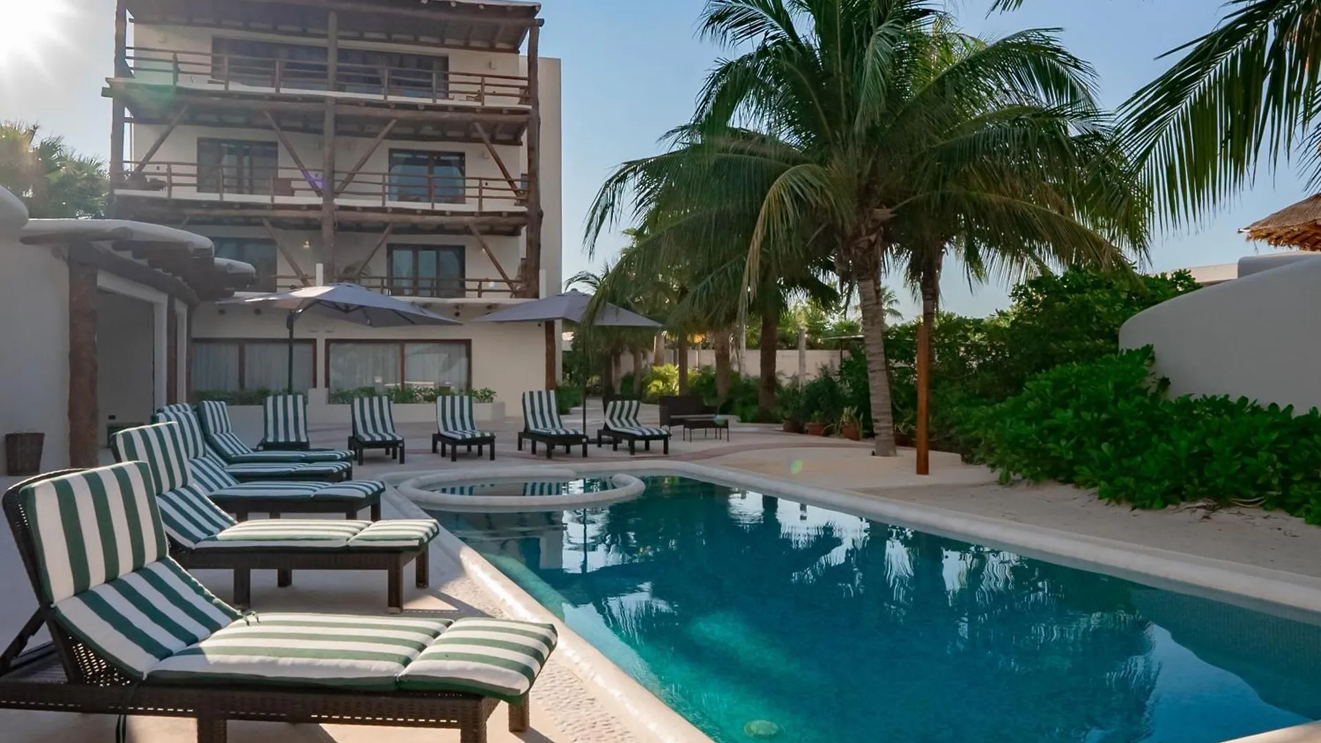 Beach Front Hotel Boutique Dk House Isla Holbox 4*,